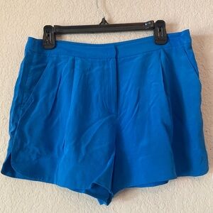 Vince 100% pleated silk shorts size 6